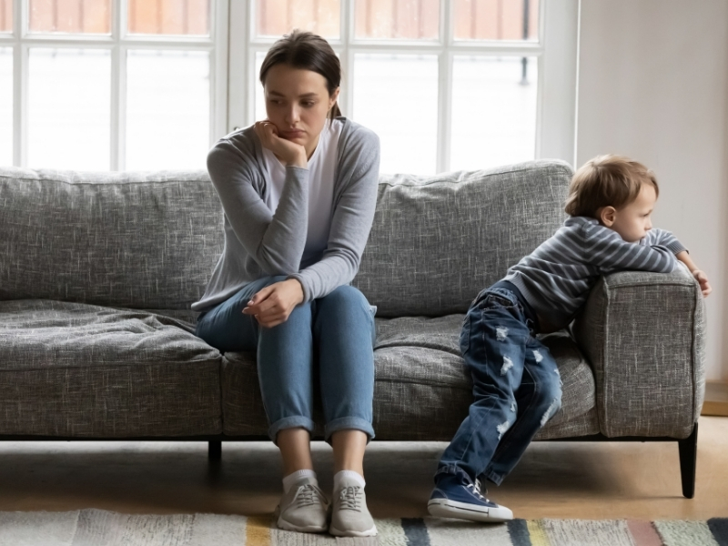 Неідеальні батьки: як вибачитися перед власною дитиною